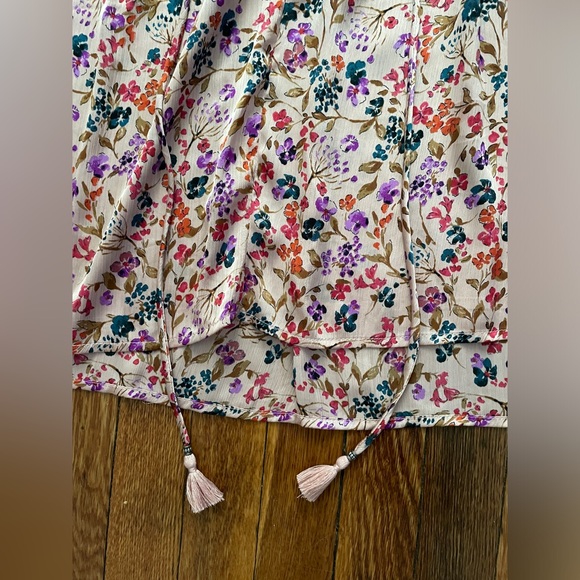 Lovestitch Prairie Floral Print Blouse - Picture 4 of 8